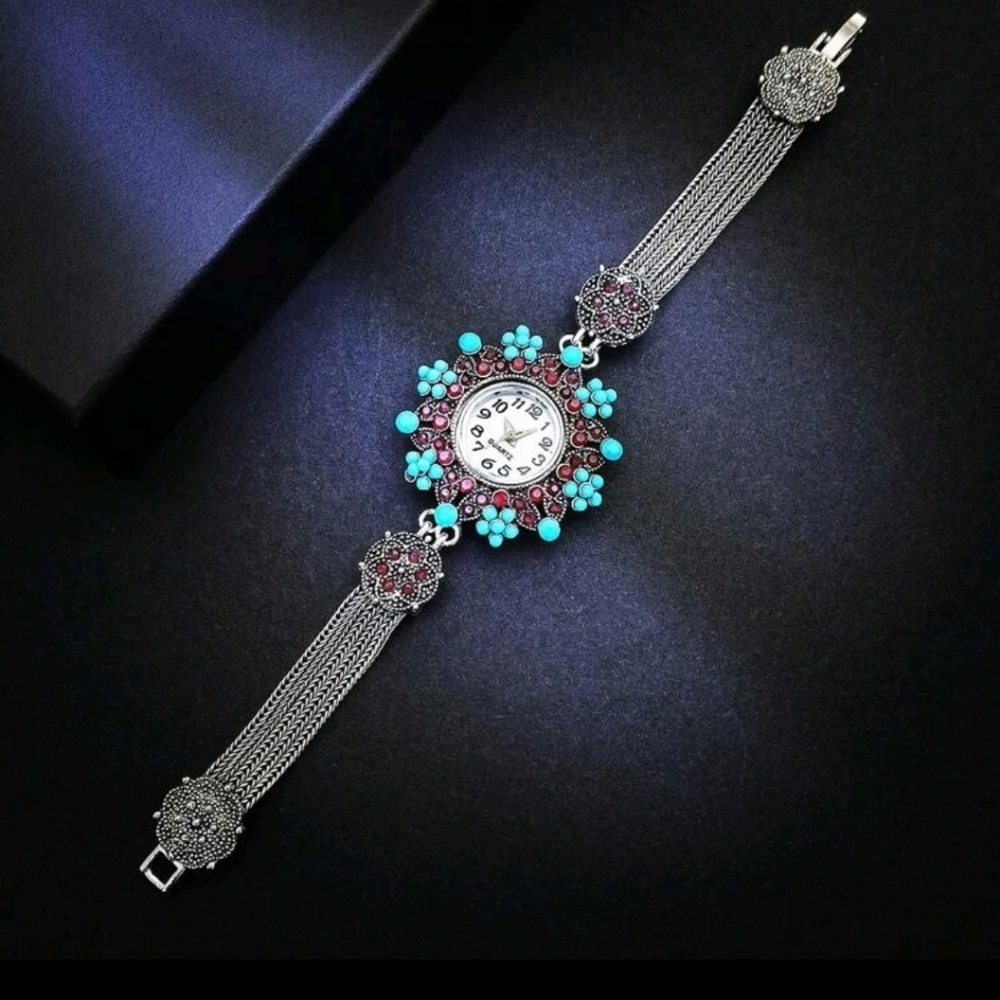 Vintage Inspired  Silver Bracelet Watch with Floral Gemstone Design Quartz‎